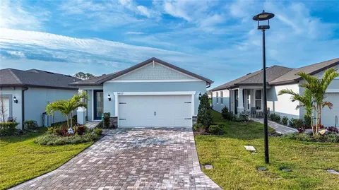 Exterior - 9457 Shorebird Ct, Parrish, FL 34219 photo 2 of 11