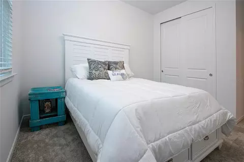 Bedroom - 9457 Shorebird Ct, Parrish, FL 34219 photo 6 of 7
