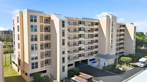4460 Fairways Blvd #302, Bradenton, FL 34209