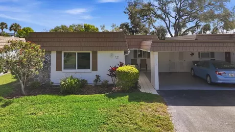 2713 Riverbluff Ct #V101, Sarasota, FL 34231