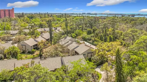 1617 Brookhouse Dr #BR260, Sarasota, FL 34231