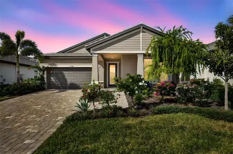 17744 Savory Mist Cir, Lakewood Ranch, FL 34211