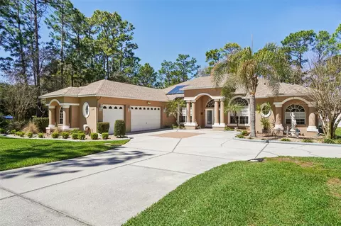 Exterior - 13176 Cooper Rd, Spring Hill, FL 34609 photo 2 of 8