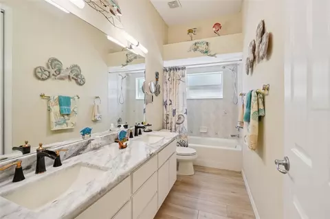 Bath - 13176 Cooper Rd, Spring Hill, FL 34609 photo 4 of 5