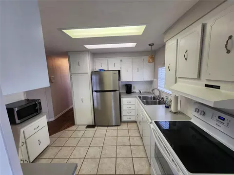 808 53rd Ave E #256, Bradenton, FL 34203 photo 3