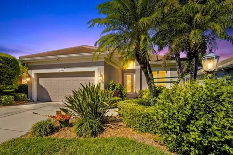 9743 53rd Dr E, Bradenton, FL 34211