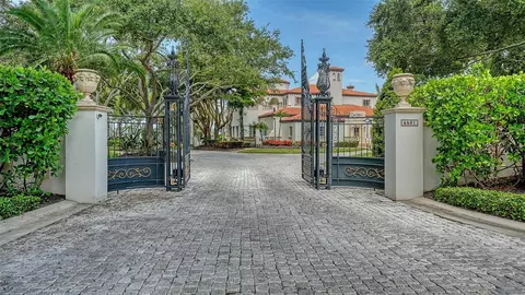 4401 Bay Shore Rd, Sarasota, FL 34234