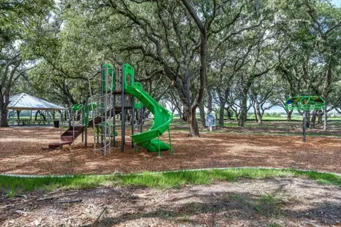 View/Area - 12824 Bent Twig Dr, Riverview, FL 33579 photo 4 of 4
