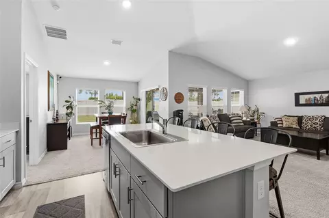 Kitchen - 12824 Bent Twig Dr, Riverview, FL 33579 photo 4 of 4