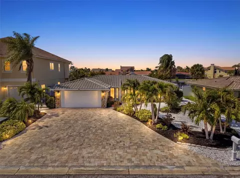 5101 Galleon Ct, New Port Richey, FL 34652
