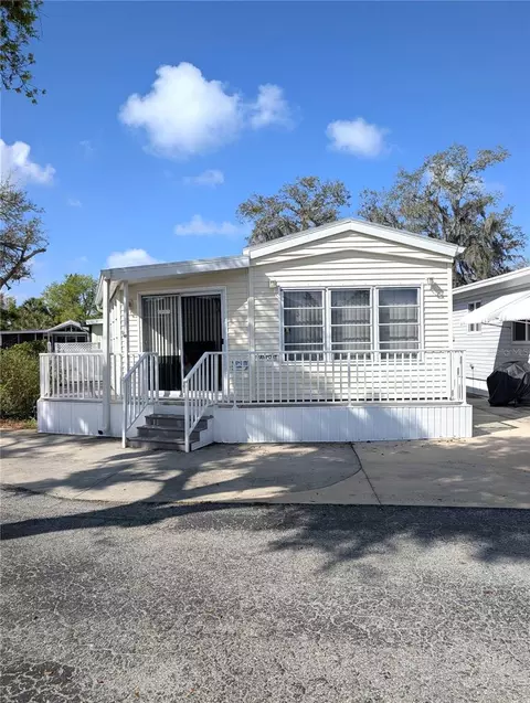 3300 26th Ave E #228, Bradenton, FL 34208