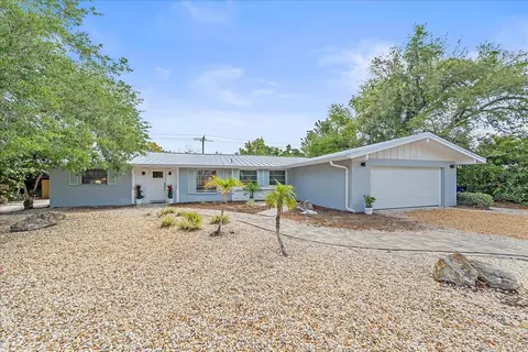 611 Venice Ln, Sarasota, FL 34242