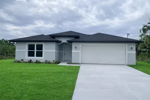 2643 Orchard Cir, North Port, FL 34288