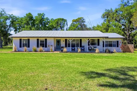 9811 28th Ave E, Palmetto, FL 34221
