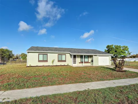 2673 Greendale Rd, North Port, FL 34287