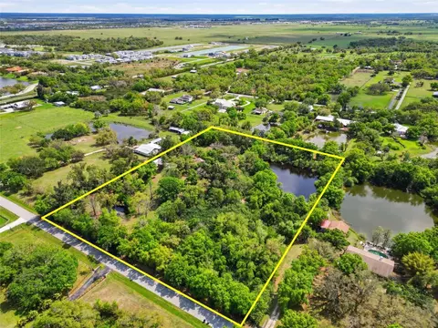 7336 Curlew St, Sarasota, FL 34241