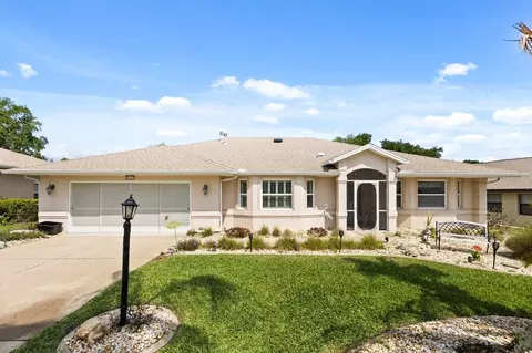 21127 Royal St Georges Ln, Leesburg, FL 34748