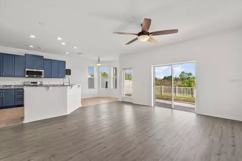 Living - 12808 Hampton Hill Dr, Riverview, FL 33578 photo 2 of 5