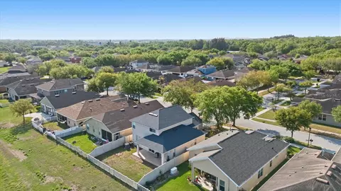 View/Area - 12808 Hampton Hill Dr, Riverview, FL 33578 photo 6 of 11