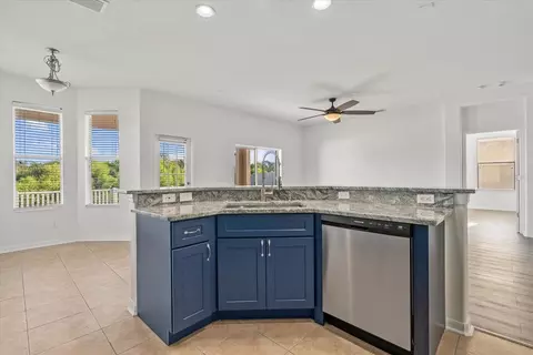 Kitchen - 12808 Hampton Hill Dr, Riverview, FL 33578 photo 1 of 4