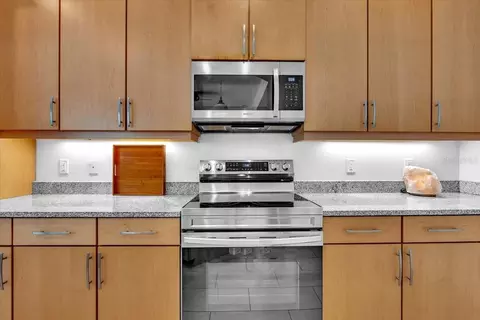 Kitchen - 3007 160th Ter E, Parrish, FL 34219 photo 5 of 8