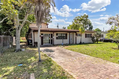 508 63rd Avenue Dr W, Bradenton, FL 34207