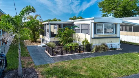 420 49th St E #83, Palmetto, FL 34221