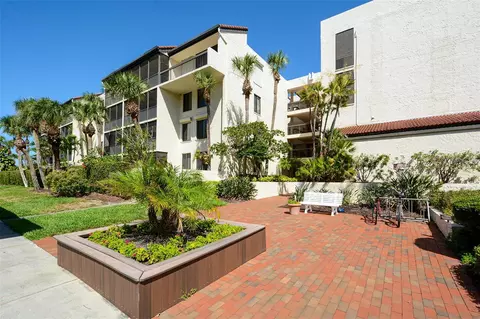 1925 Gulf Of Mexico Dr #G8-302, Longboat Key, FL 34228