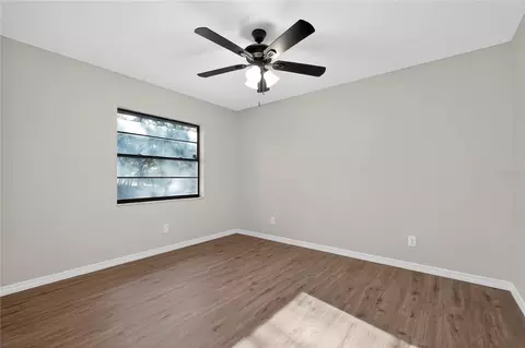 Bedroom - 1060 E Rockefeller Ln, Hernando, FL 34442 photo 3 of 7
