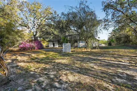 Exterior - 1060 E Rockefeller Ln, Hernando, FL 34442 photo 6 of 10