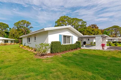 1807 University Pl #151, Sarasota, FL 34235