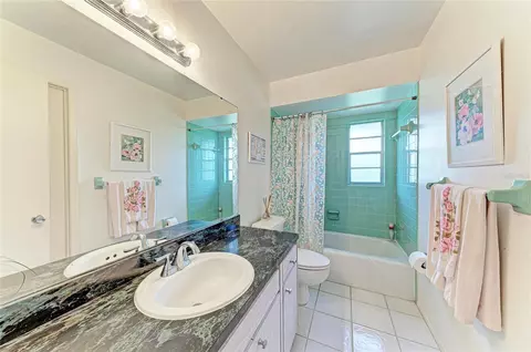 Bath - 3303 Chicago Ave, Bradenton, FL 34207 photo 2 of 2