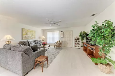 Living - 3303 Chicago Ave, Bradenton, FL 34207 photo 3 of 4