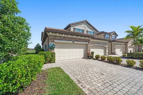 18027 Gawthrop Dr #101, Bradenton, FL 34211