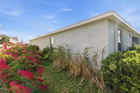 Exterior - 6702 Devesta Loop, Palmetto, FL 34221 photo 4 of 7