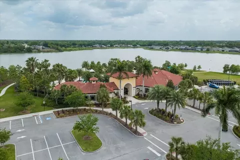 View/Area - 6702 Devesta Loop, Palmetto, FL 34221 photo 8 of 13