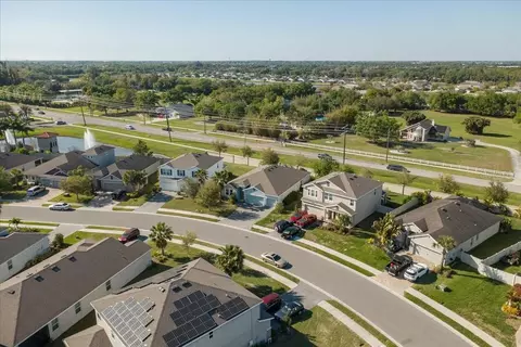 View/Area - 6702 Devesta Loop, Palmetto, FL 34221 photo 7 of 13
