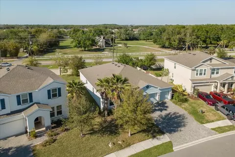 View/Area - 6702 Devesta Loop, Palmetto, FL 34221 photo 2 of 13
