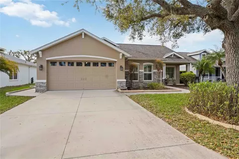 4012 Kingsfield Dr, Parrish, FL 34219