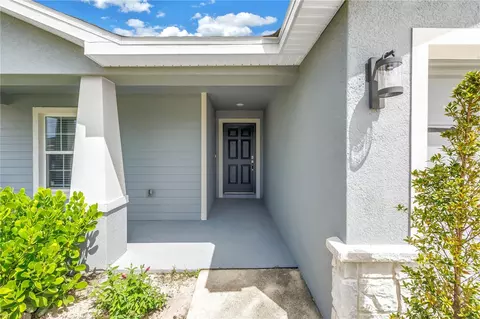 Exterior - 6646 162nd Pl E, Parrish, FL 34219 photo 3 of 8