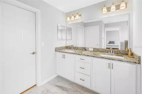 Bath - 6646 162nd Pl E, Parrish, FL 34219 photo 2 of 4