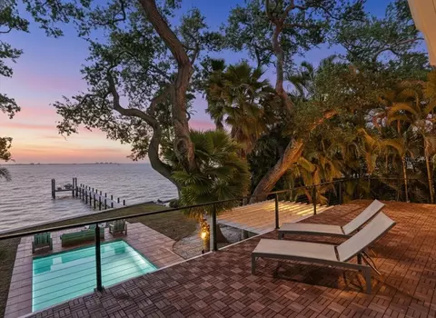 3127 Bay Shore Rd, Sarasota, FL 34234