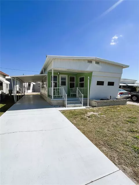 1805 Pennsylvania Ave, Bradenton, FL 34207