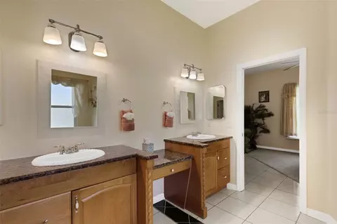 Bath - 14110 18th Pl E, Bradenton, FL 34212 photo 3 of 6