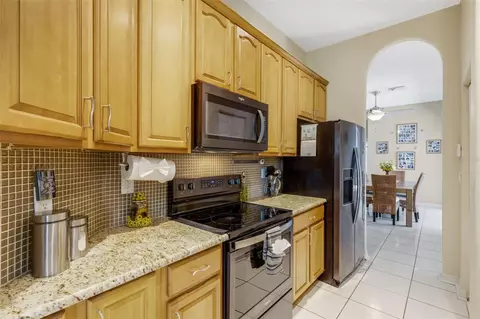 Kitchen - 14110 18th Pl E, Bradenton, FL 34212 photo 7 of 9