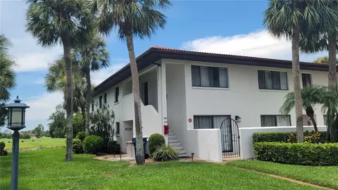 320 Barcelona Dr #320, Bradenton, FL 34210