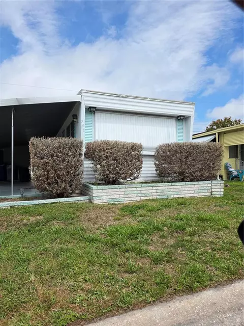 709 49th Avenue Dr W, Bradenton, FL 34207