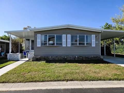 3218 Oakwood Blvd S, Sarasota, FL 34237