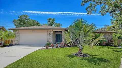 5348 Bent Oak Dr, Sarasota, FL 34232