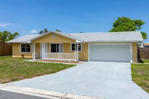 220 57th Street Ct W, Bradenton, FL 34209